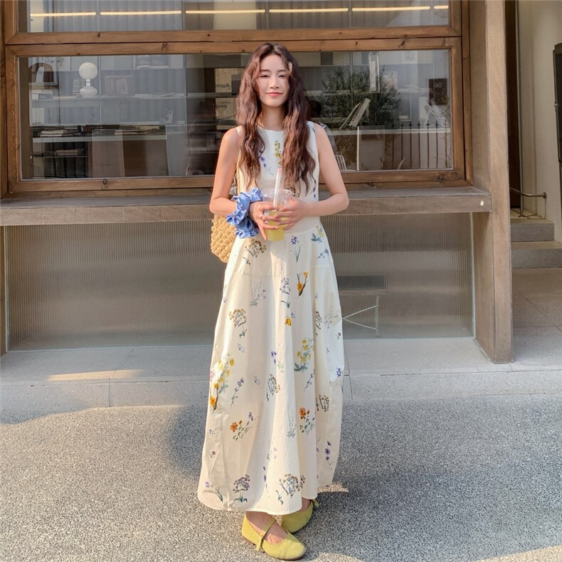 碎花无袖连衣裙女2025夏季新款法式绝美温柔风气质遮肉显瘦背心裙,女装连衣裙,2C206