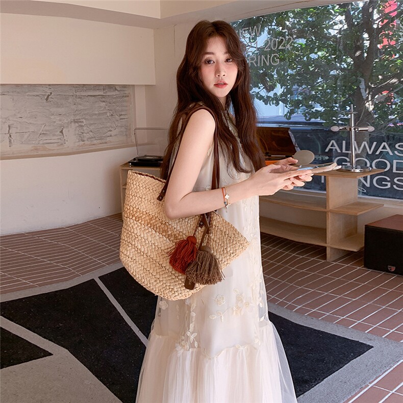 新品现货蕾丝网纱绣花连衣裙A2522-P148-K225,女装连衣裙,2C261