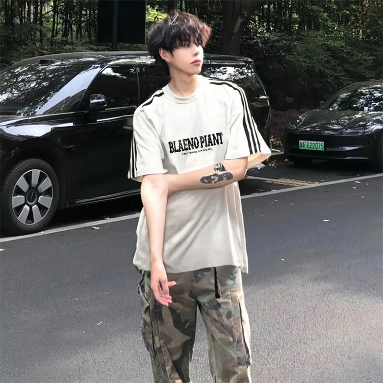 抖音得物高品质二开240克宽松纯棉美式潮牌三条杠织带短袖T恤，男装T恤，电商A486