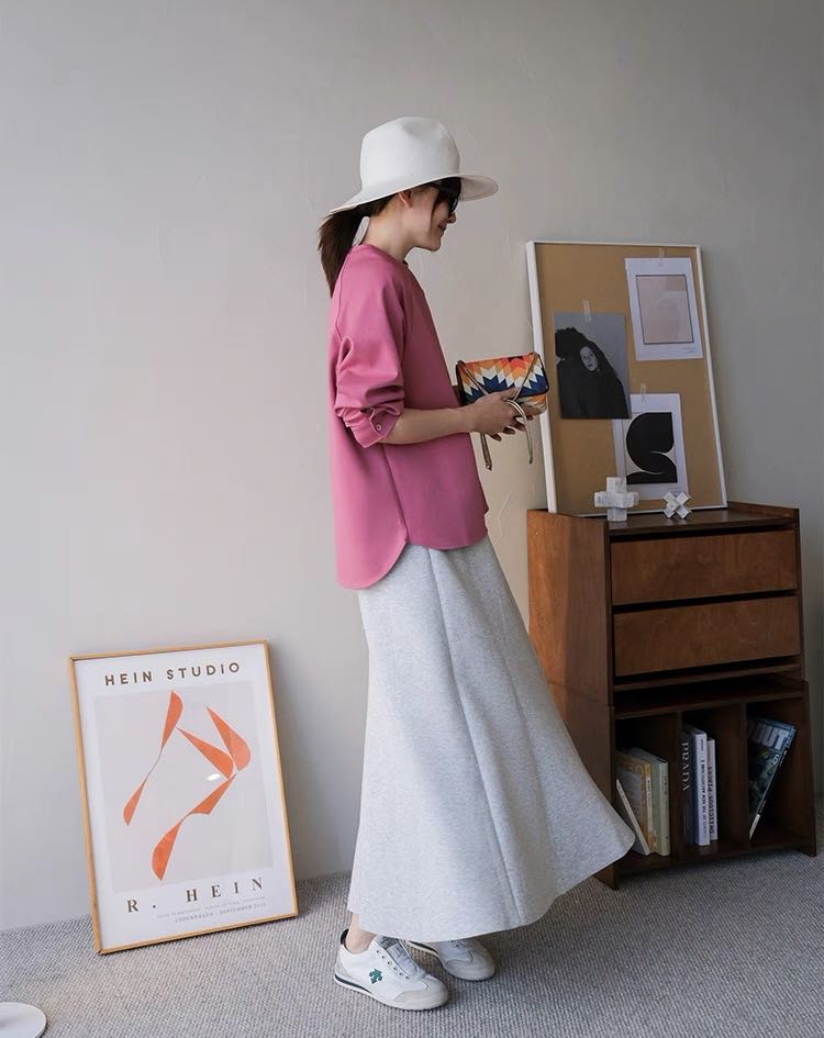 显白树莓红薄款空气感T恤极简宽松纯色长袖,女装T恤,湘姗