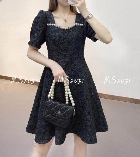 夏季新款连衣裙，女装连衣裙，米社