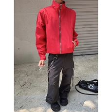 红色