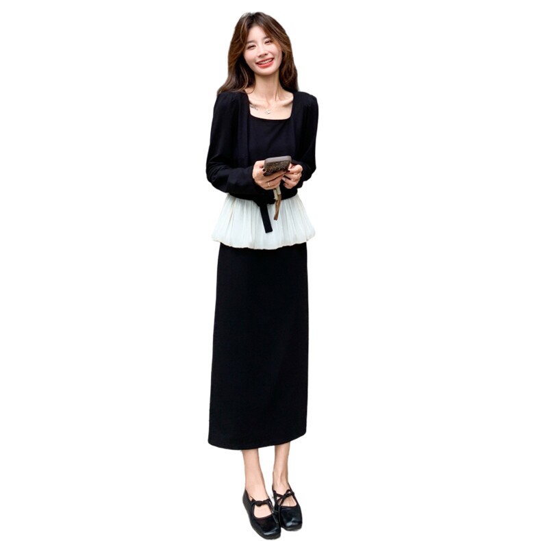 赫本风黑色连衣裙女春秋超火好看高级小众气质拼接长裙假两件套装,女装连衣裙,2C166