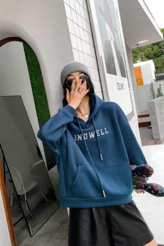 银狐绒超柔复合不脱绒不掉绒，发光凹凸字母设计，简约大气不挑人，女装，紫 睿