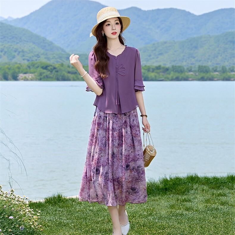 妈妈秋装2024新款中年t人连衣裙中老年女夏季洋气减龄裙,女装连衣裙,衣之秀