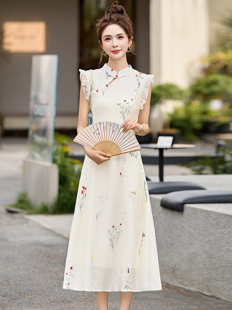 新中式国风改良旗袍女2025年夏装印花小飞袖木耳边长款修身连衣裙,女装连衣裙,依多米