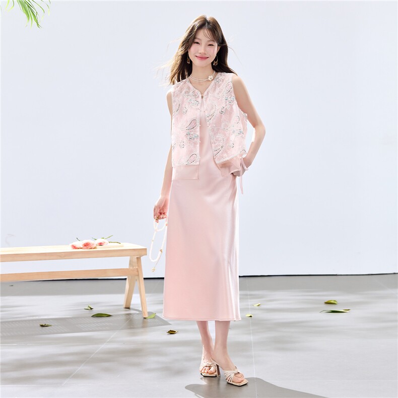 夏季新款现货！2026洋气时尚重工刺绣花马甲+珍珠吊带长裙套装女,女装套装/套裙,宝儿家