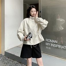 现货！现货！2026春季新款时尚宽松简约休闲短款外套女，女装短外套，2C306