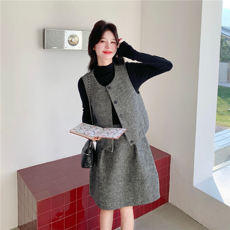 2026春装新款气质叠穿马甲T恤半身裙三件套女605-P205-K328,女装套装/套裙,2C126