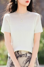 2025夏季新款薄款镂空半高领网纱蕾丝领短袖冰丝针织衫修身女上衣，女装针织衫/毛衣，鹿一羊绒