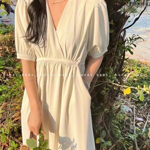 【再现赫本】夏装新款 V领韩系连衣裙图片