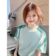 抖音得物品质二开240克宽松纯棉美式潮牌印花三条杠中性风短袖T恤，男装T恤，电商A486