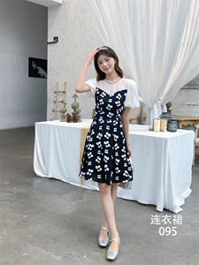 修身连衣裙图片