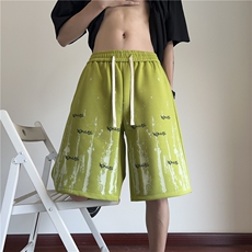 草绿色
