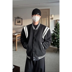 情侣款棒球服春季美式复古黑白拼接夹克外套男宽松潮流百搭飞行服图片