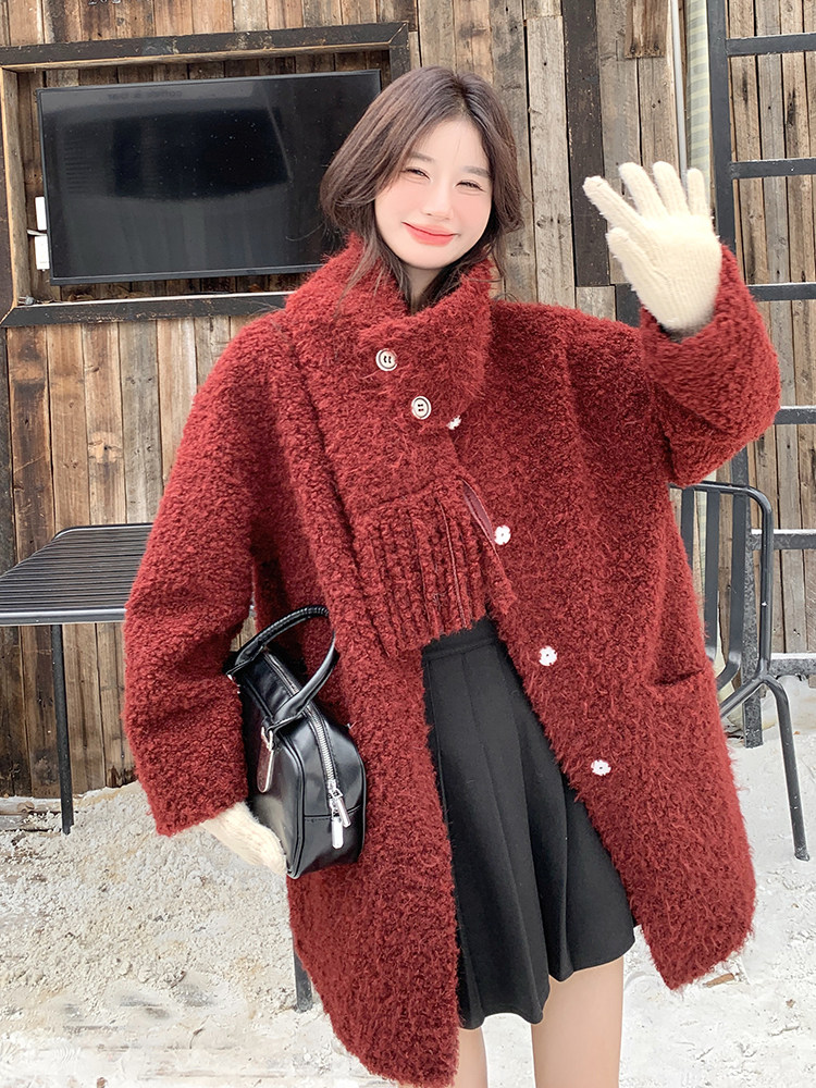 安可拉红围巾款皮毛一体羊羔毛外套女冬加厚棉服6092P225k328,女装棉衣/棉服,维壹