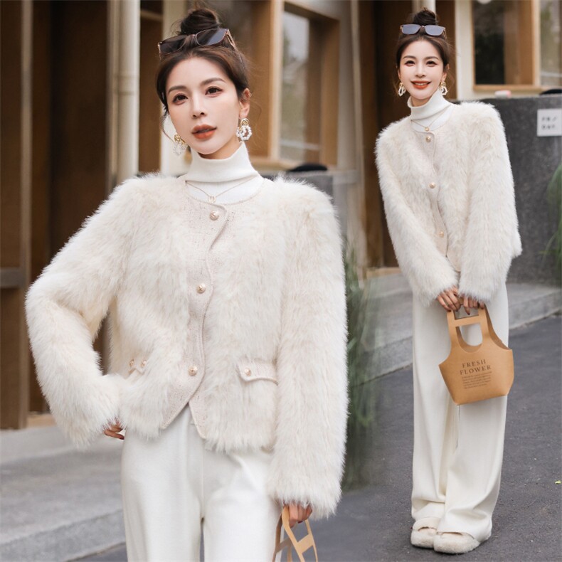 2023年冬季仿真皮毛一体小香风加厚小个子外套，女装皮草，韩蜜菓