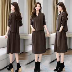 大码胖mm遮肚子减龄连衣裙春季新款女装高级感气质显瘦套装裙，女装套装/套裙，关键词