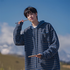 B225-M1147-P70-X88-腈纶42%锦纶31%PBT27%-黑白条纹连帽针织衫，男装针织衫/毛衣，电商B225