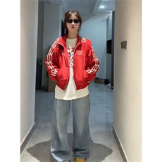 网图有货三条杠红色字母绣花立领外套男女棒球服夹克A906-P63，男装夹克，星座1505