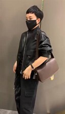 2021秋季新款港风立领大口袋宽松BF风皮衣外套，女装皮衣，L·H·X