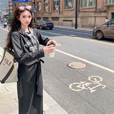 条纹披肩灰色休闲连衣裙女秋季2025新款流行韩系学院风小个子爆款，女装连衣裙，2C353