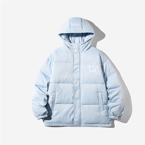 白底白鸭绒22冬季新款简约笑脸印花保暖连帽羽绒服YR140P225控298,白鞋全黑怎么搭配图片