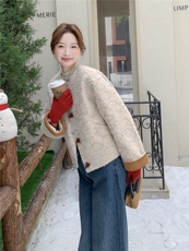 现货-2025年冬季新款韩版圆领提花设计显瘦夹棉毛呢百搭外套女，女装毛呢外套，霓裳依族