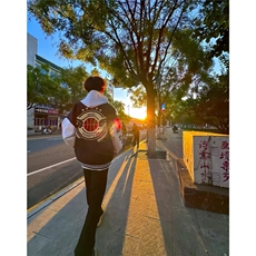 网图美式刺绣徽章贴标棒球服痞帅运动夹克外套A025-JY1276-P68，男装夹克，电商A025