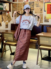 韩系减龄红格子套装裙女夏2025新款字母印花t恤半身格子裙两件套，女装套装/套裙，浙宝220