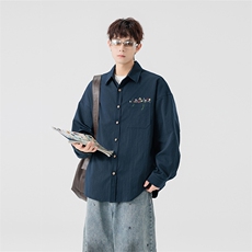 藏青色