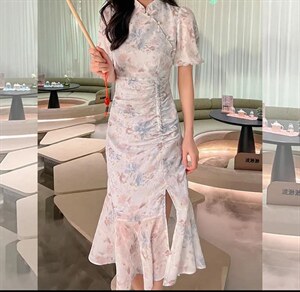 碎花气质显瘦连衣裙旗袍裙，女装连衣裙，M.W 嫚维