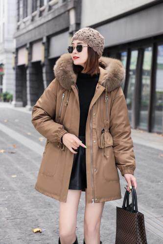 大量补货派克羽绒，女装，欧莎俪影