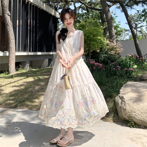 复古法式甜美浪漫风减龄印花连衣裙夏季2025时尚流苏绑带领口长裙图片