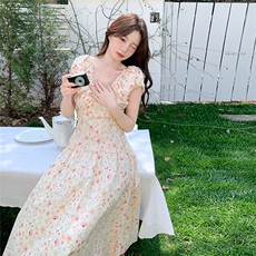 碎花夏季长裙褶皱江南美人连衣裙甜美初恋夏装气质显瘦时尚法式，女装连衣裙，2C212