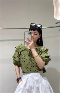 点子小衫花边寸衣图片
