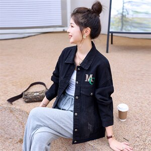 牛仔外套女短款2025春秋新款小个子妈妈宽松时尚牛仔衣夹克衫上衣图片