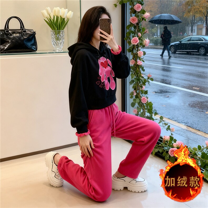 休闲运动套装女秋冬新款潮流时尚卡通刺绣连帽卫衣直筒长裤两件套,女装套装/套裙,江南