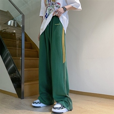 绿色