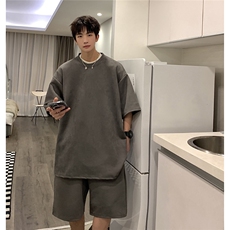 深灰色