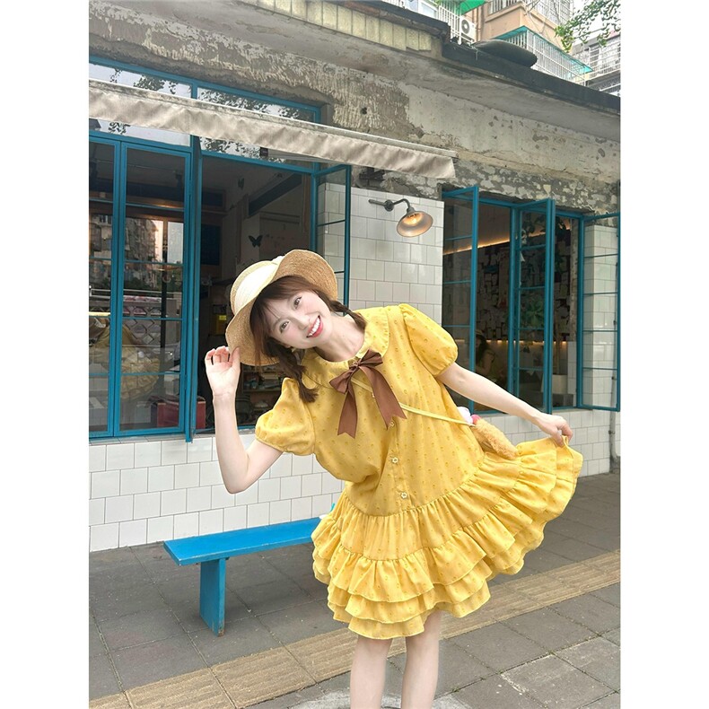 多巴胺甜美减龄黄色波点娃娃领连衣裙夏日收腰显瘦蓬蓬公主裙子女,女装连衣裙,星座506A