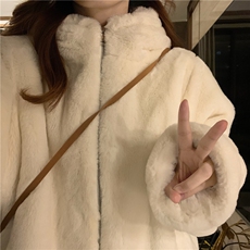 白色