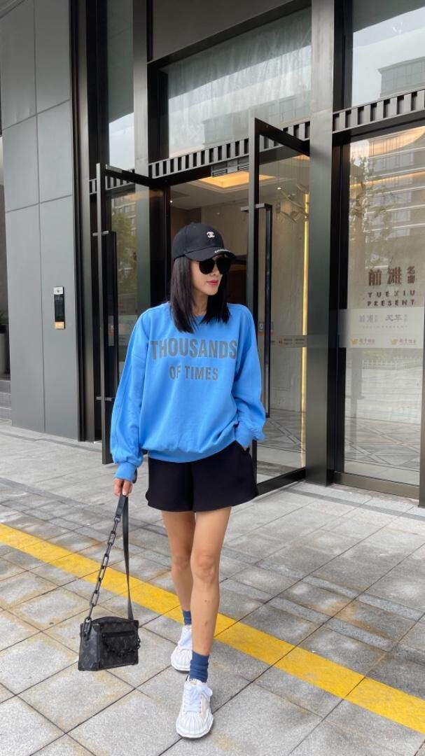 新款字母卫衣，女装卫衣/绒衫，LL+