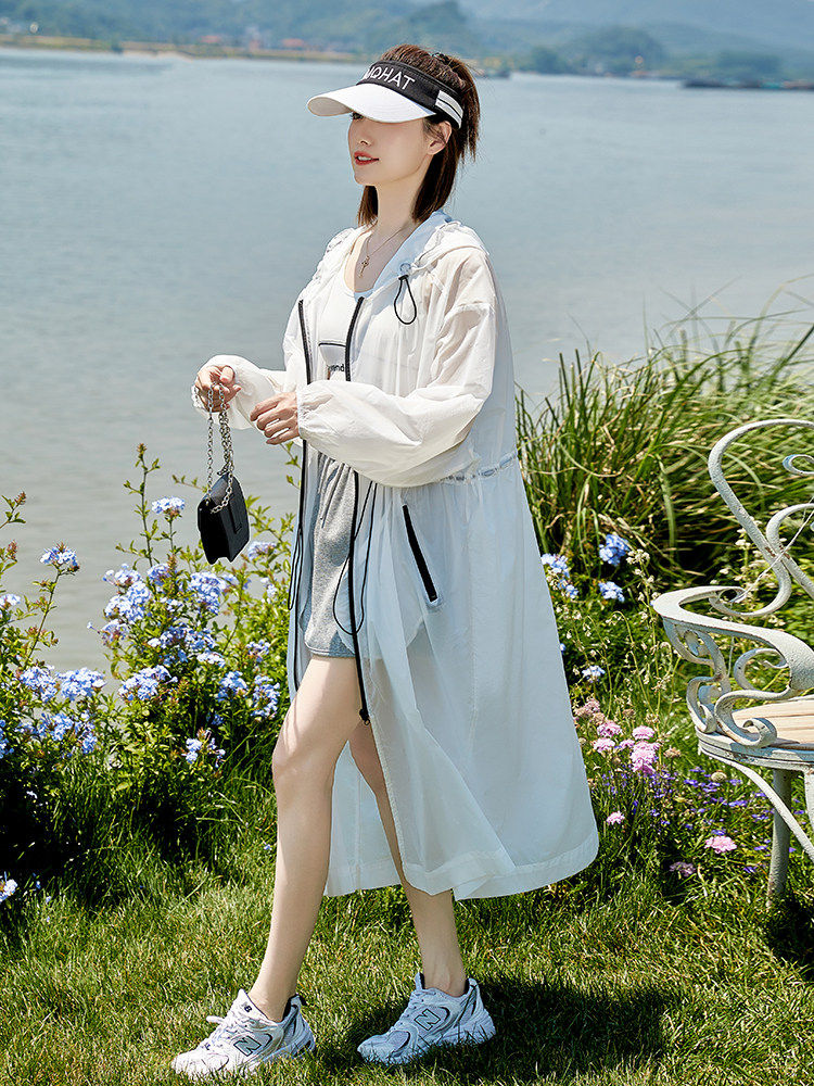 韩版连帽防晒衣中长款过膝红色防晒服外套2025夏季新抽绳休闲风衣,女装防晒衣,可可小西
