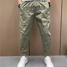绿色