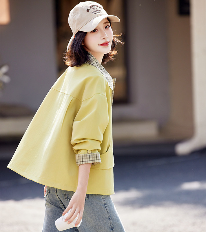 黄色美式复古格纹拼接假两件夹克女2025初春新款设计感休闲短外套,女装短外套,姿萝菲
