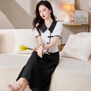 /后背设计感衬衫女春夏优雅气质天丝外套半身裙图片