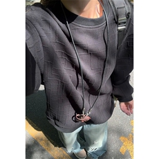 黑色