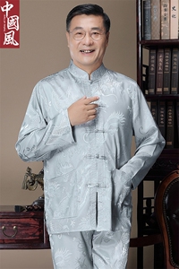 主推风中老年唐装男春秋长袖套装太极服丝绸爷爷装图片
