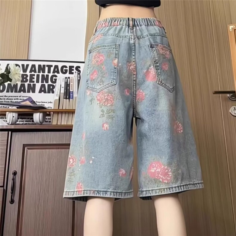 花卉满印破洞牛仔短裤女款夏季薄款美式高街vibe裤子潮牌五分中裤图片